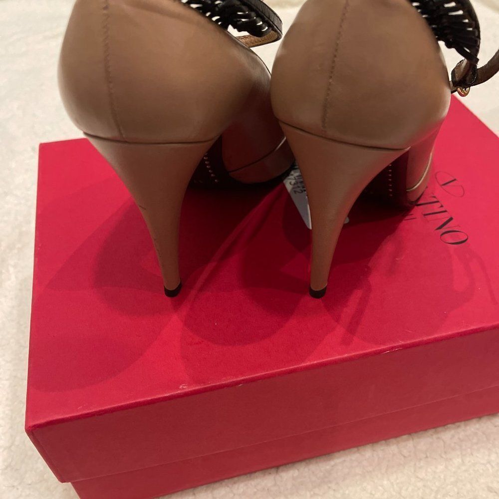 Valentino Ocre heel - Picture 7 of 9